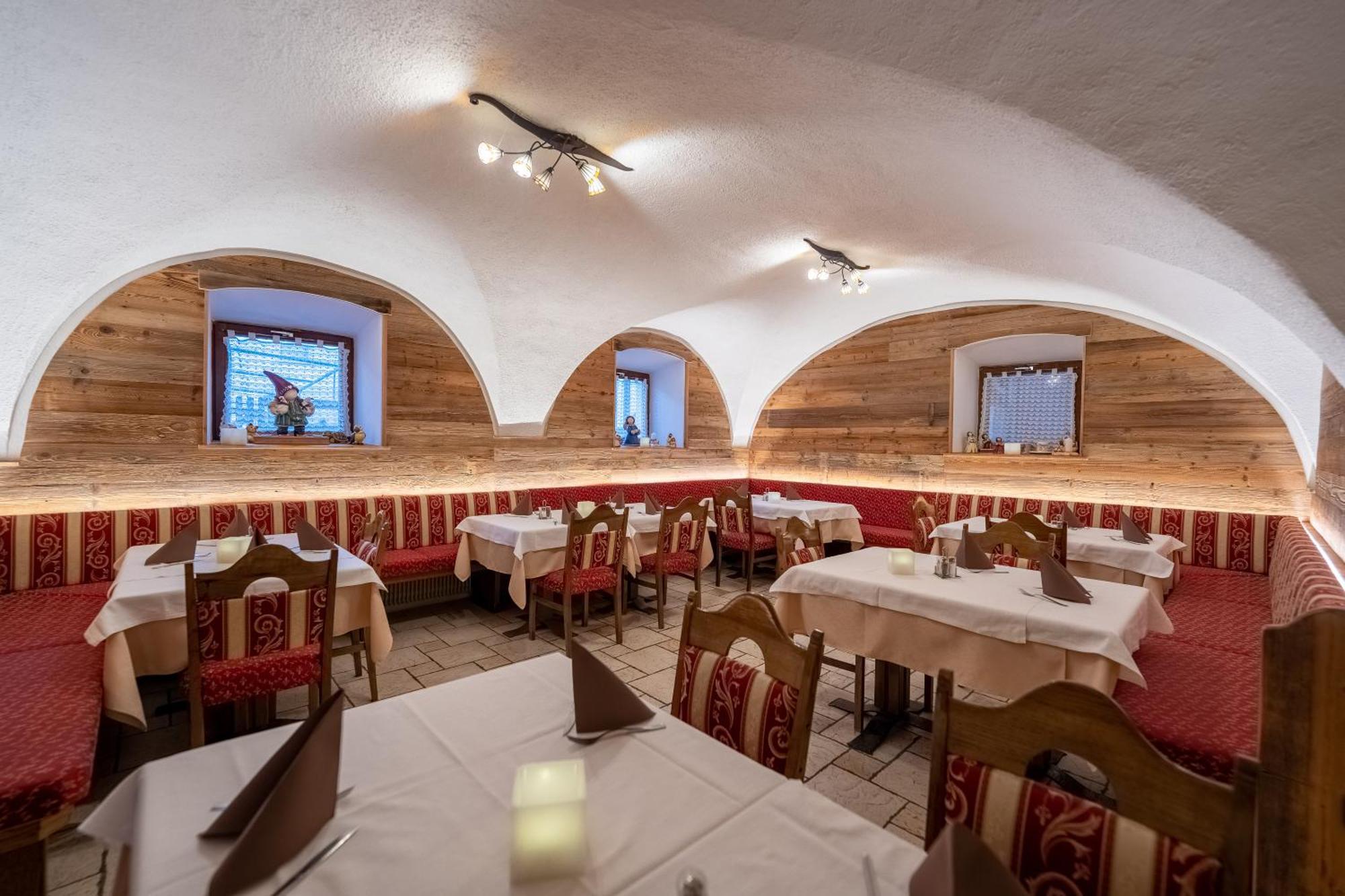 Garni Val Udai Hotel Mazzin Kültér fotó